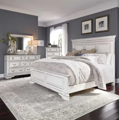 Liberty Furniture Abbey Park Antique White Queen Bed Set