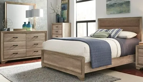 The Signature Design by Ashley Brinxton collection 5-piece bedroom set 