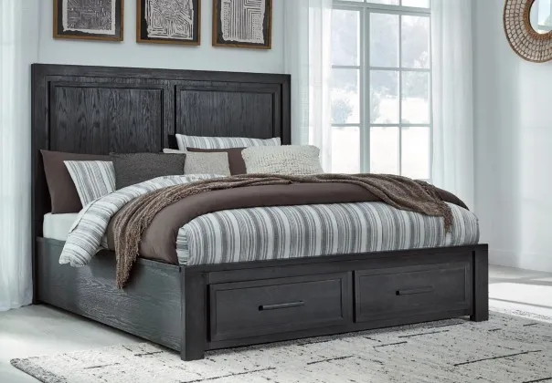 The Signature Design by Ashley Foyland collection queen-sized panel bed 