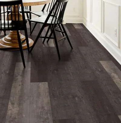 The Shaw Floors Floorte Titan collection vinyl flooring in a kitchen
