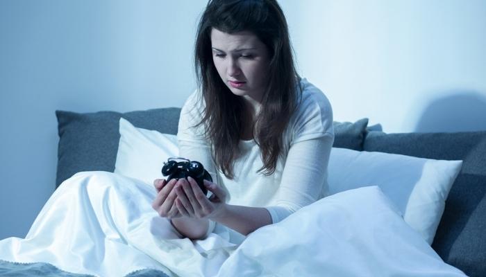 woman who can’t sleep
