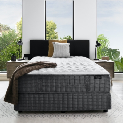 Wide shot of an Aireloom tech mattress 