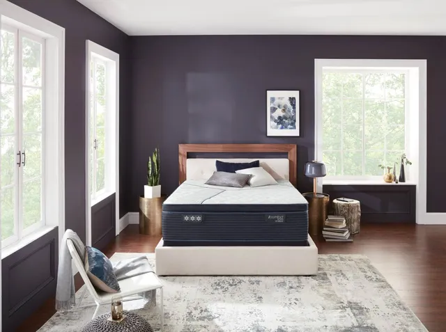 Serta iComfort CF3000 plush pillow top mattress 