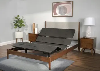 The BEDGEAR Flex L collection adjustable bed frame with bedding and décor 