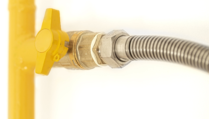 Serv_Gas-Burner-Troubleshooting_1.jpg Close-up of a gas line in the kitchen