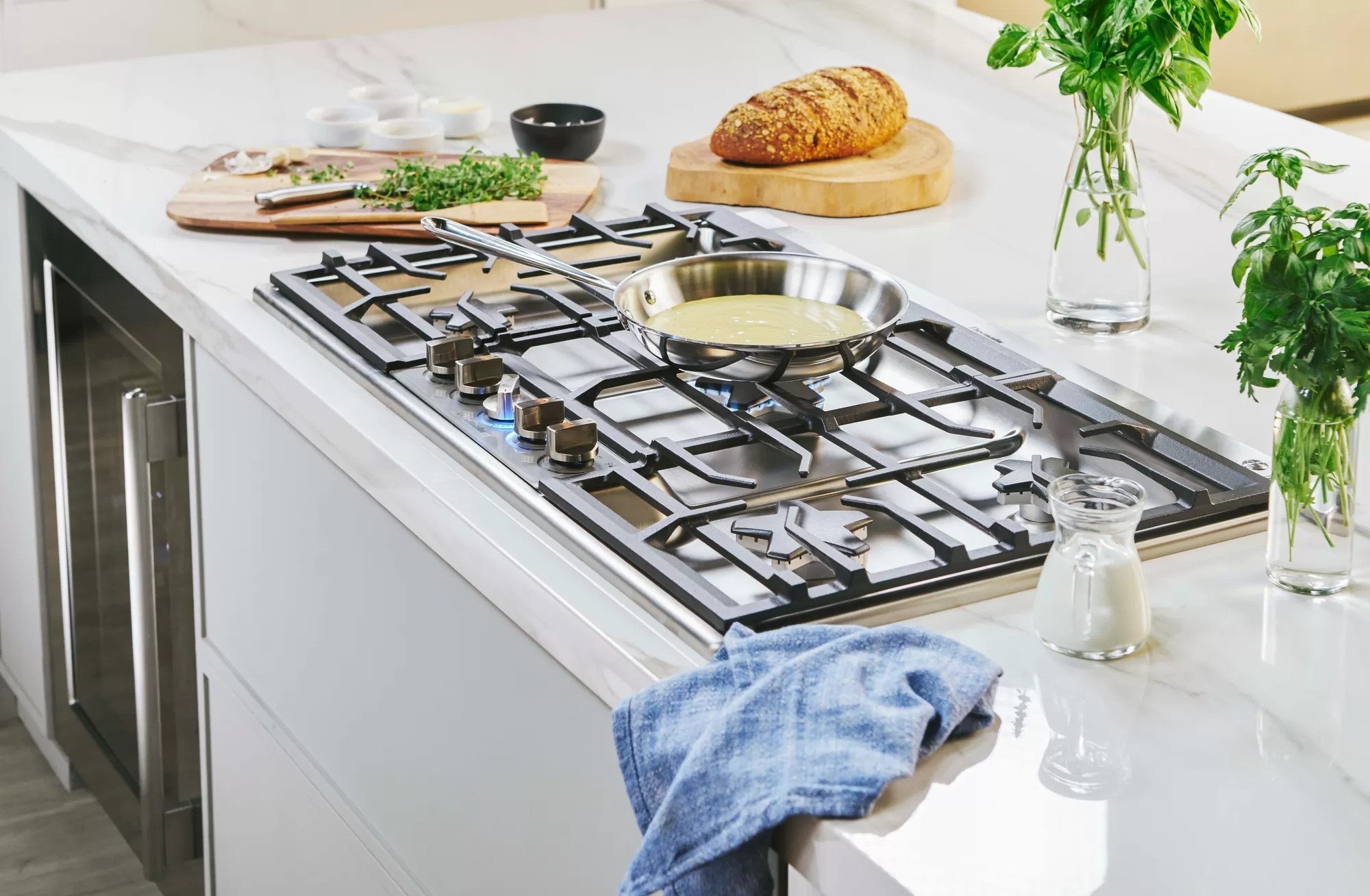 Built in Thermador Gas Cooktop