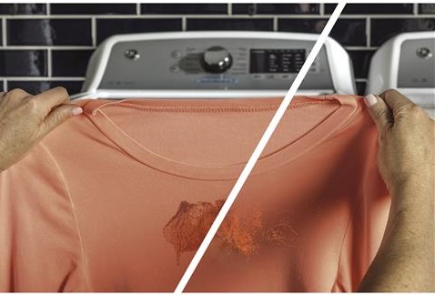 Side by side image of shit with and without GE GTW720BPNDG FlexDispense