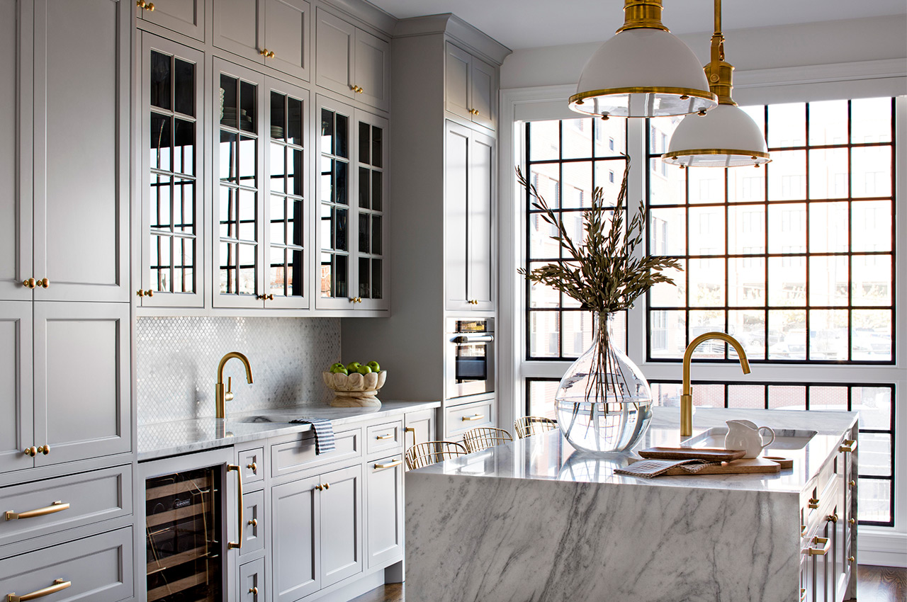 Credit: Hammel Interiors  Wide shot of Baltimore Row traditional kitchen by designer Bria Hammel