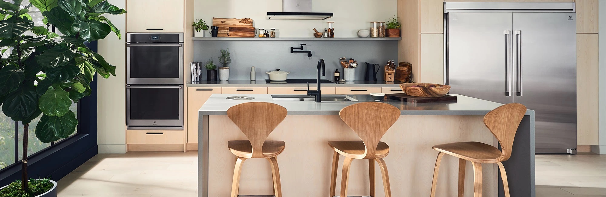 Wide shot of a kitchen featuring Electrolux appliances