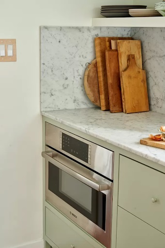 Bosch 800 Series speed oven featured in Teri Fisher's renovated ranch-style kitchen