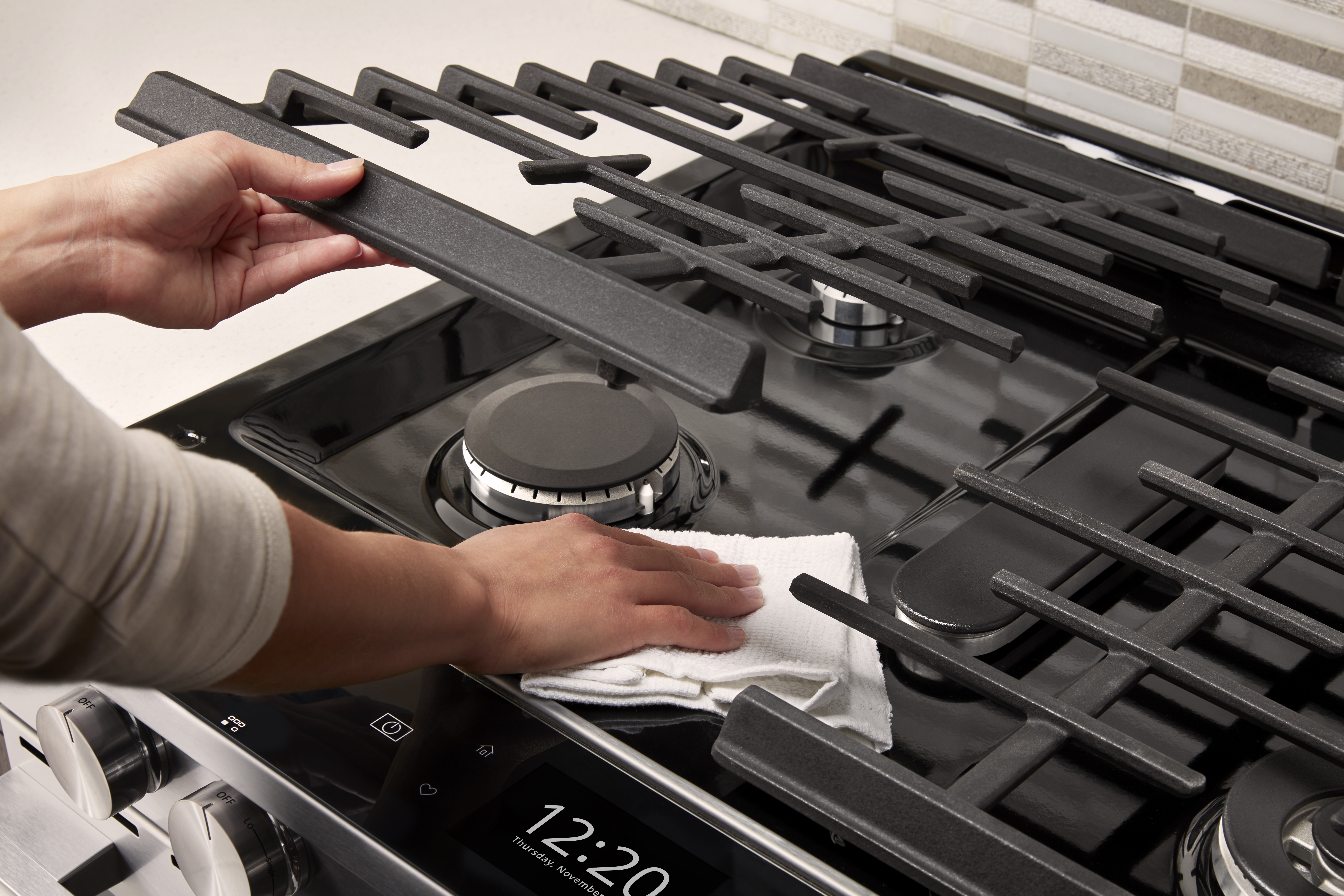 EZ-2-lift cast iron grates on whirlpool gas range