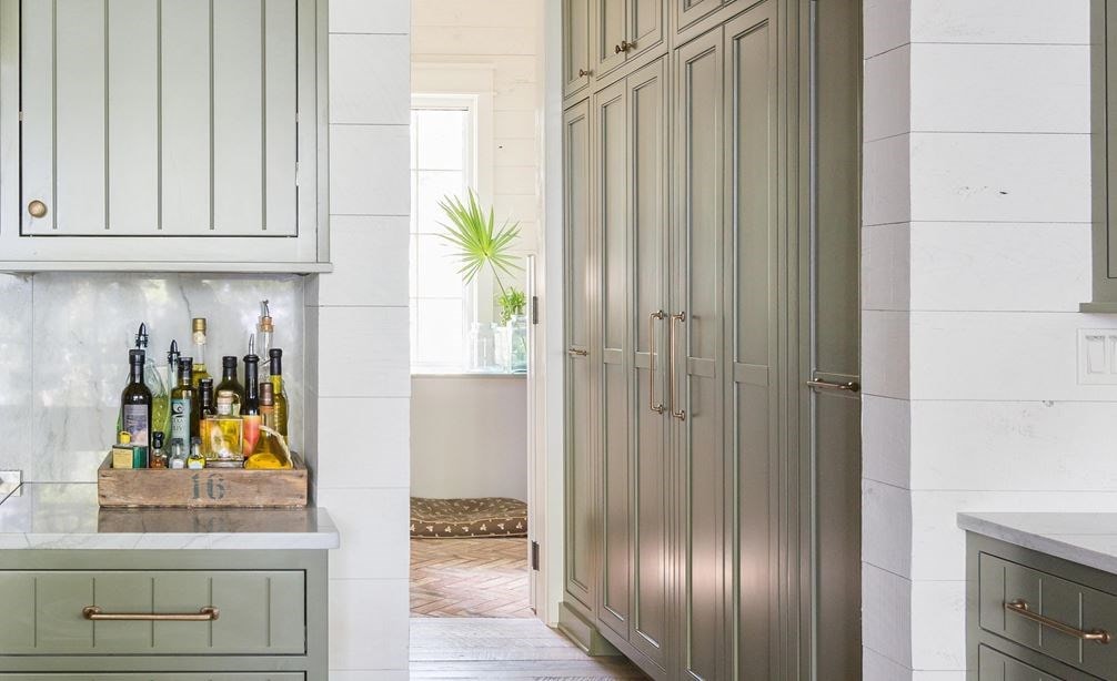 Sub-Zero column refrigerator and freezer in Bayfront Hideaway kitchen design