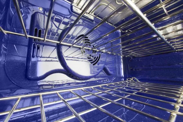 The inside of the KitchenAid KODE500ESS convection oven 