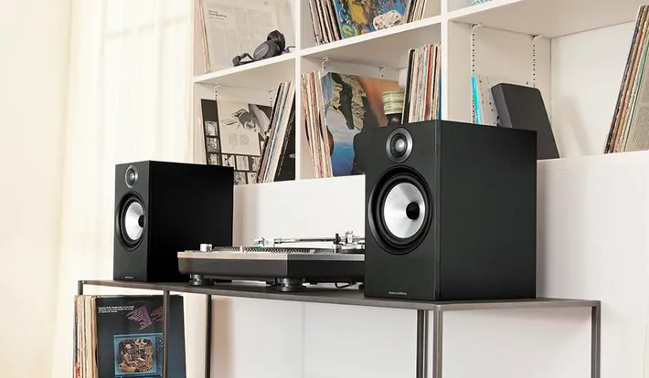 Bower and Wilkins Bookshelf Speakers