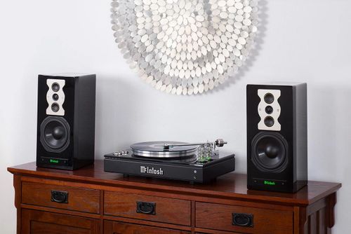 McIntosh Turntable and Speakers