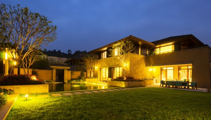 exterior backyard lighting