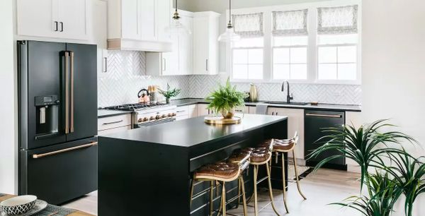 Café Matte Black Kitchen Appliances