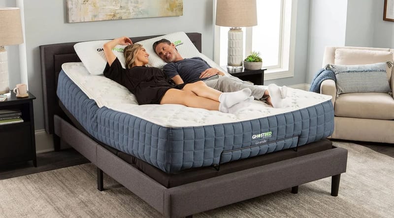 Adjustable Box Spring Bed Adjustable Bases vs Standard Box Springs Comparison | American Mattress
