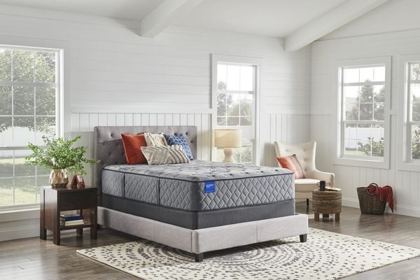 Sealy Posturepedic Elite Albany II Hybrid 13" Medium Tight Top King Mattress