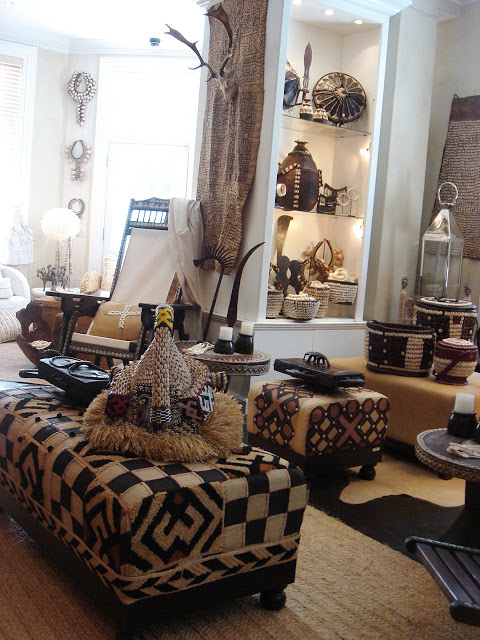 cluttered-with-accessories