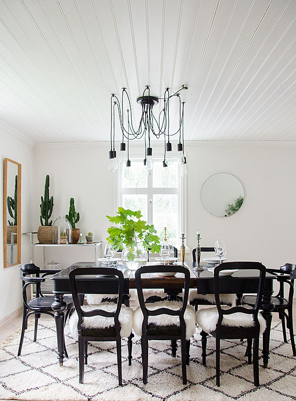 Classic Hygge Dinnig Room