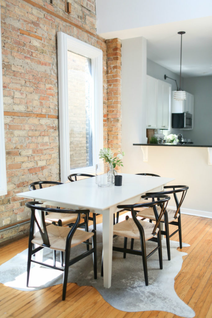 Minimalist Dining Room