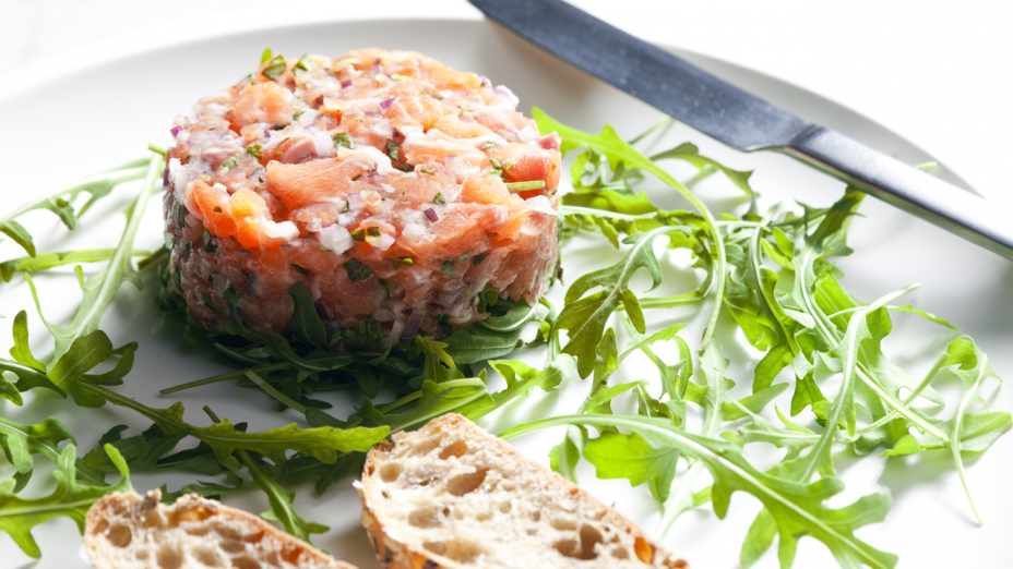 Tartare de saumon, érable et gingembre