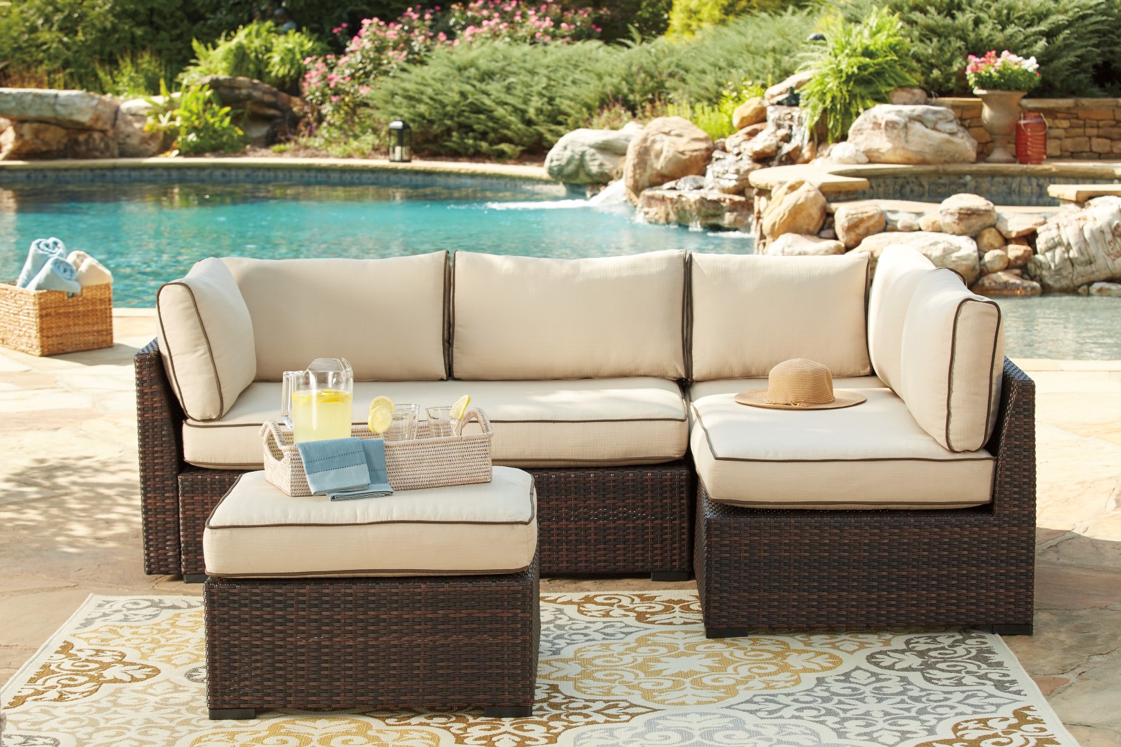 Ashley P300 Loughran Sectional