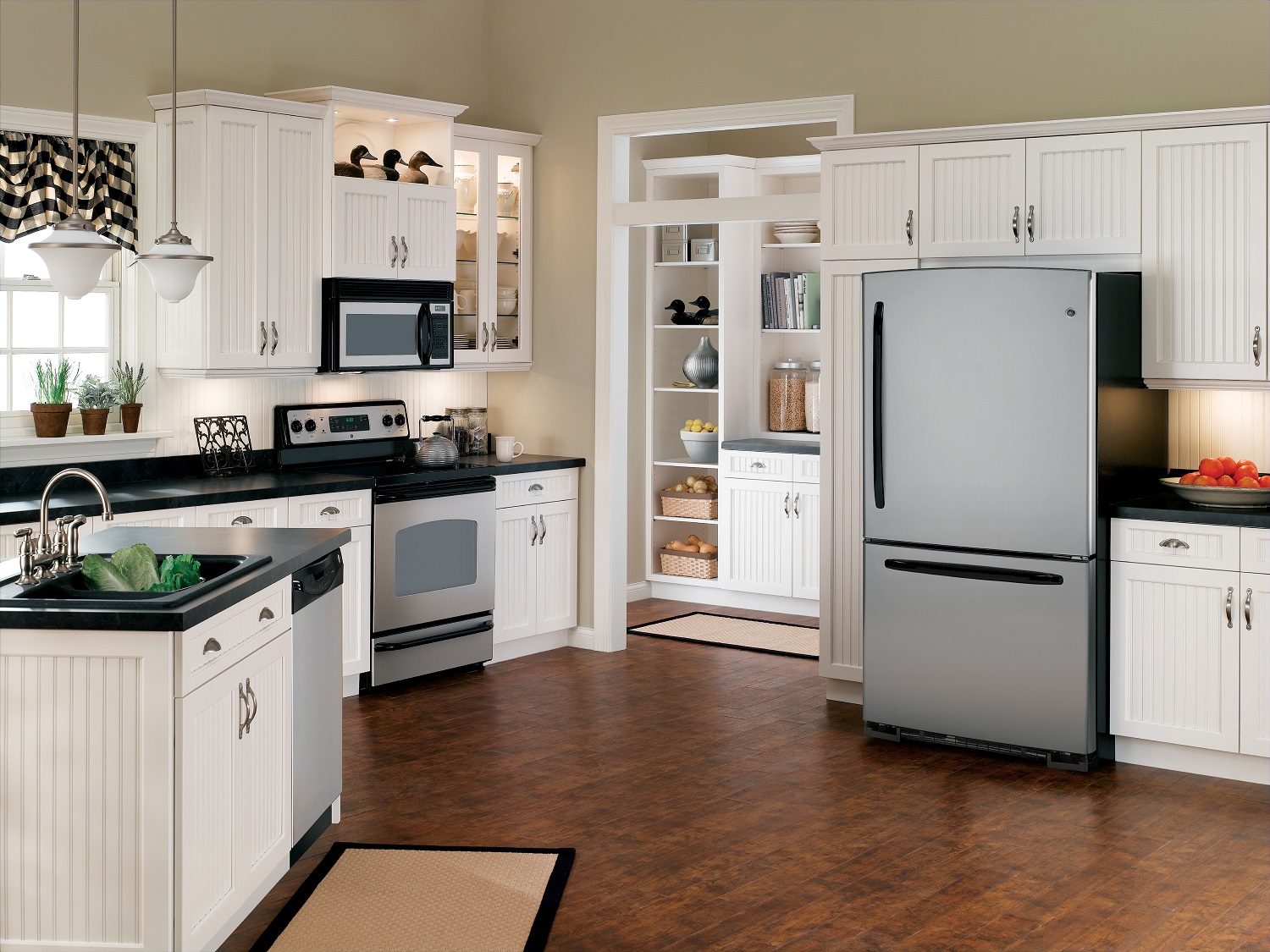 GE Bottom Freezer Refrigerator