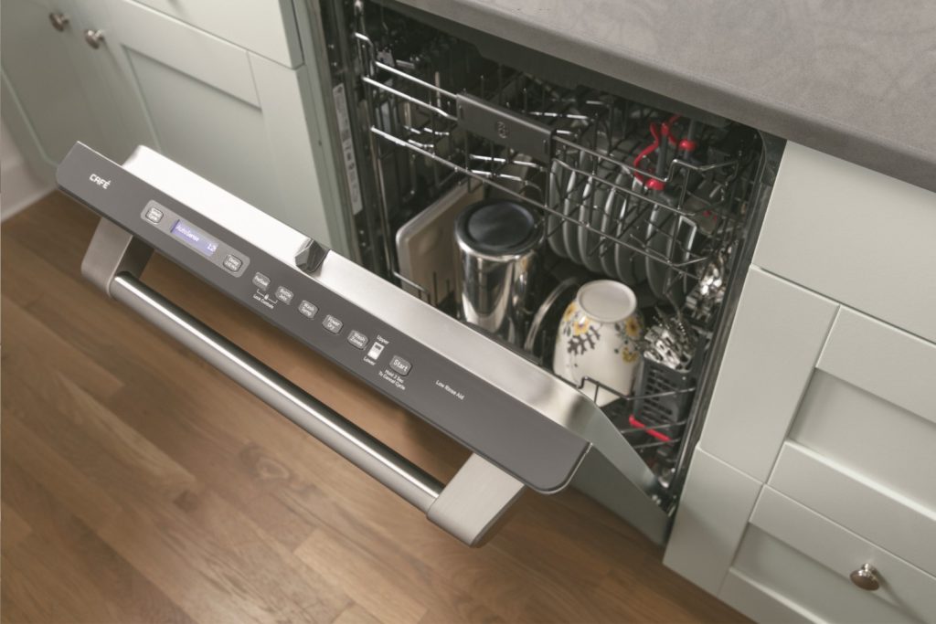 GE Appliances Dishwasher CDT865SMJDS