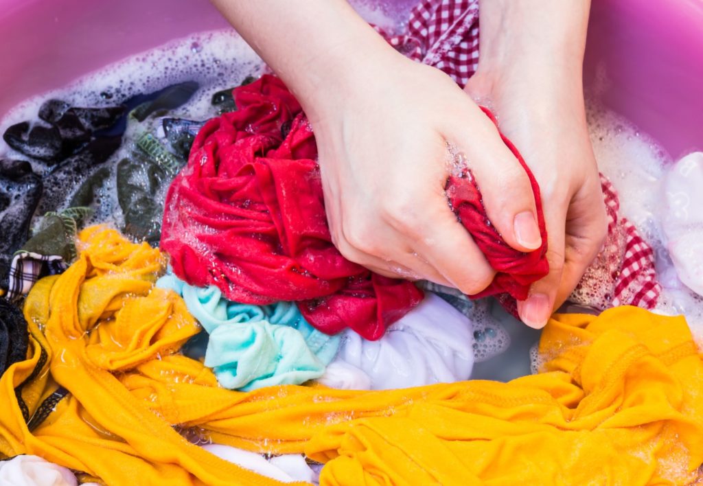 Get Rid of Stains with Pre-soaking Option (Large)