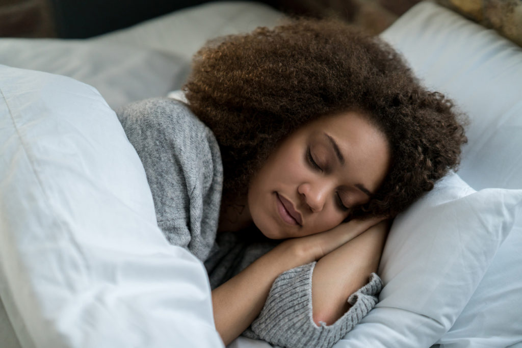 9 Ways to Fall Asleep Faster in Your Sealy Mattress