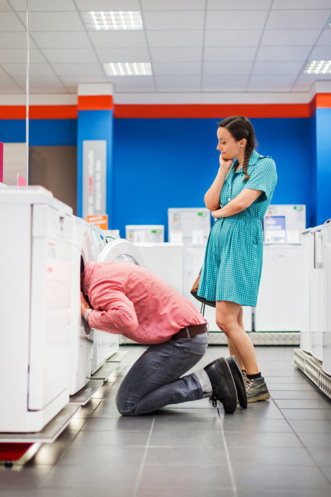4 Questions to Ask When Buying a New Maytag Washer