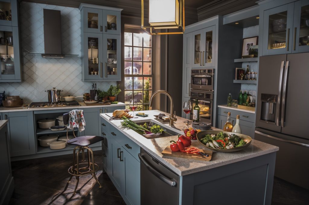 How to Incorporate GE Profile Slate Finish Appliances in Your Kitchen (2)