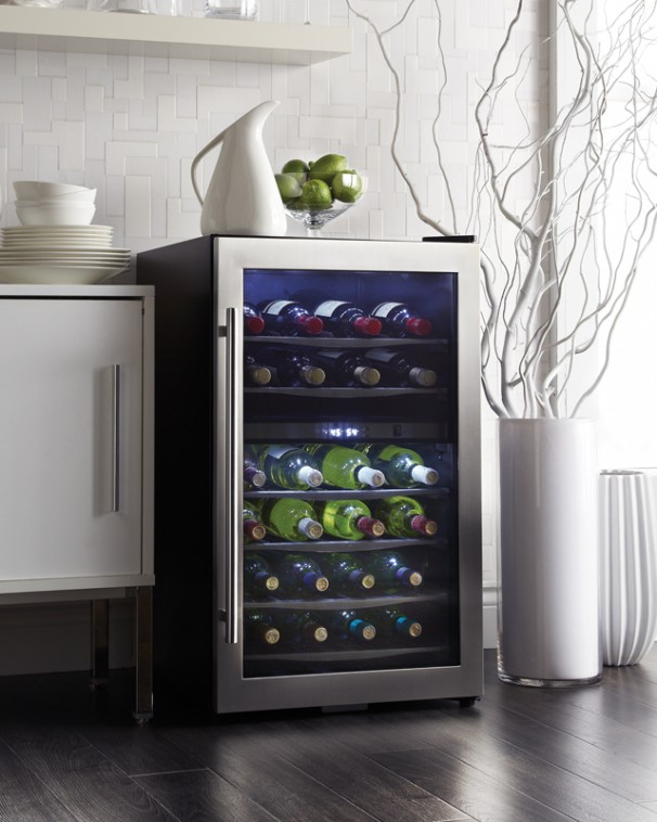 4 Reasons Why You Need a Danby Wine Fridge (2)