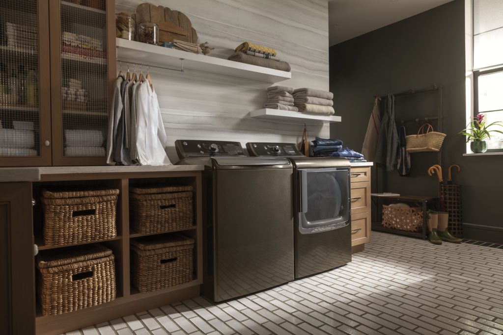 The Difference Between GE Front and Top Loading Washing Machines