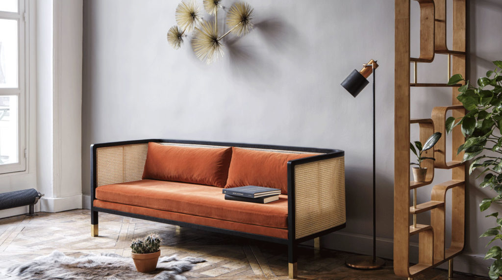 Sofa with vienna straw details by Rededition