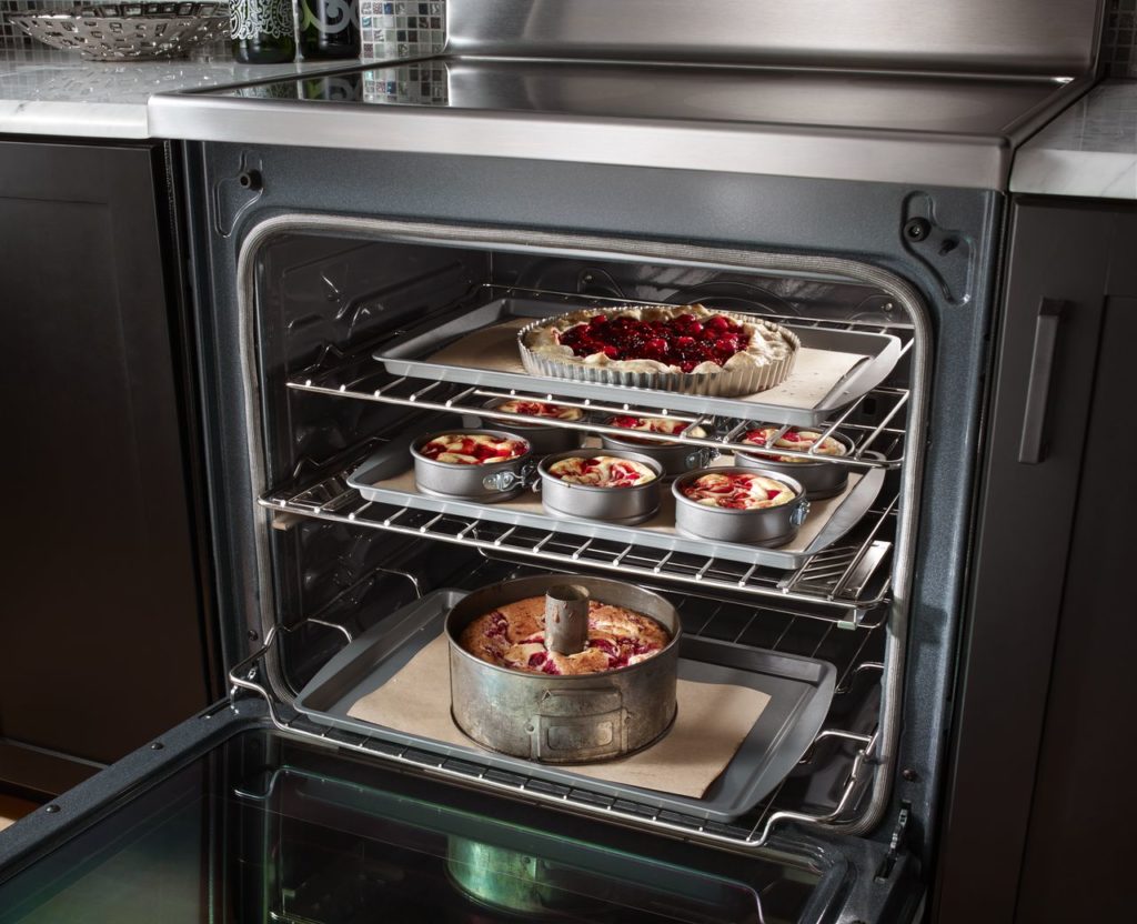 4 raisons de cuisiner avec un four à convection