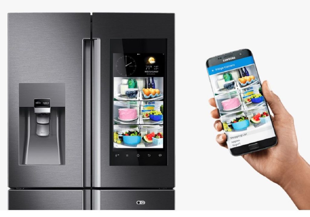 Réfrigérateur Family Hub avec caméra de Samsung