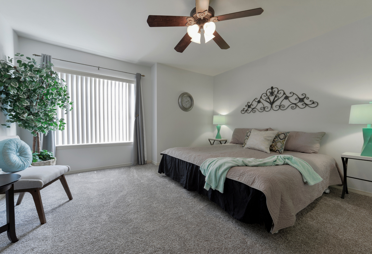 Ceiling fans can help you to stay cool and also save you loads on energy costs when they are used wisely