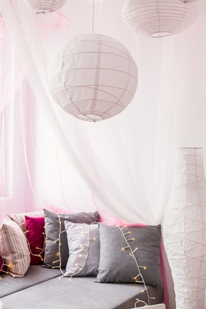 accent lighting in bedroom