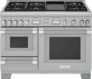front view of the Thermador® Pro Grand® 48" Stainless Steel Pro Style Dual Fuel Range