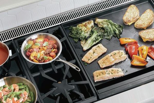 Thermador Pro Grand 60" Stainless Steel Pro Style Dual Fuel Natural Gas Range