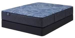 view of the Serta Perfect Sleeper Hybrid Daven Dreams Medium Queen mattress