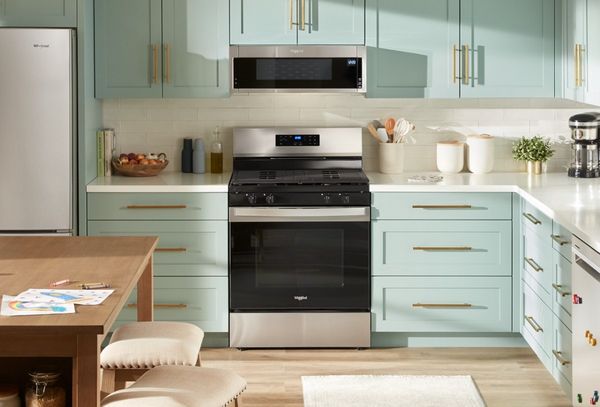 Whirlpool® 30" Stainless Steel Freestanding Gas Range