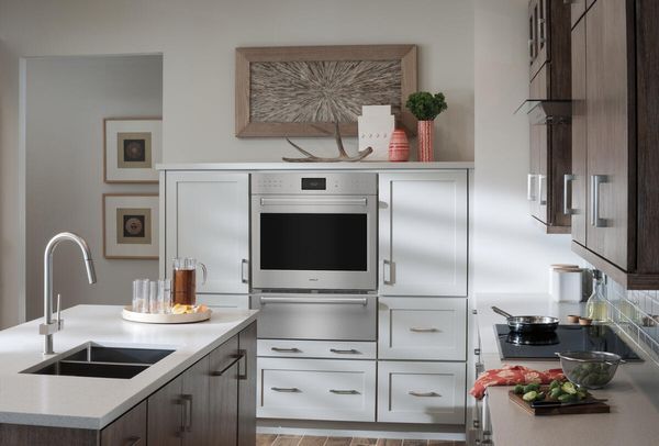 Wolf E Series 30" Stainless Steel Professional Built in Single Electric Wall Oven