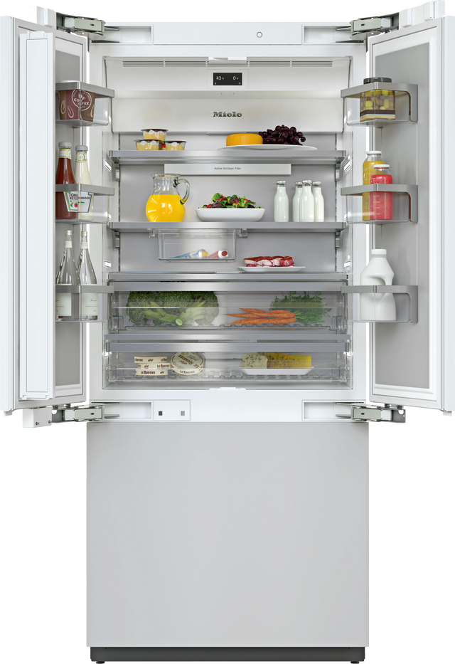 open upper compartment of Miele MasterCool™ 19.5 Cu. Ft. Built-In French Door Refrigerator