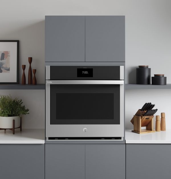 GE Profile 27" Stainless Steel Electric Built In Single Oven