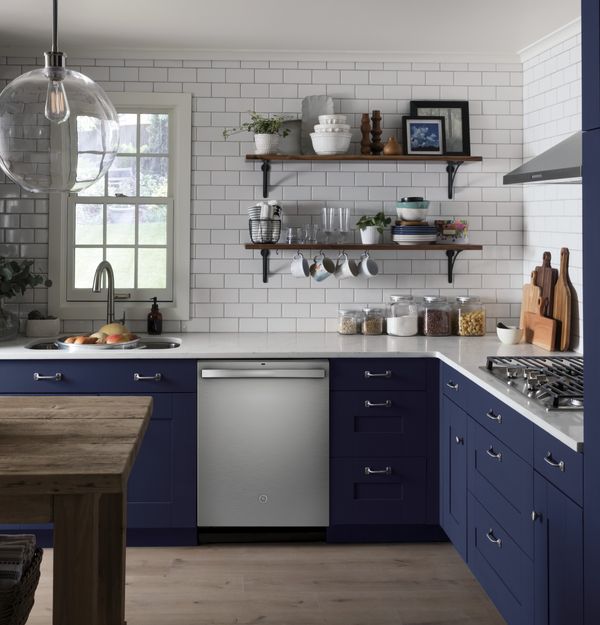 GE 24" Fingerprint Resistant Stainless Steel Built In Dishwasher