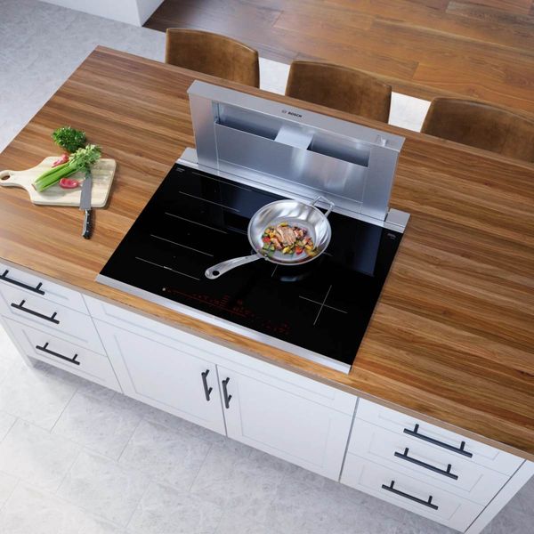 Bosch Benchmark 30" Black/Stainless Steel Induction Cooktop